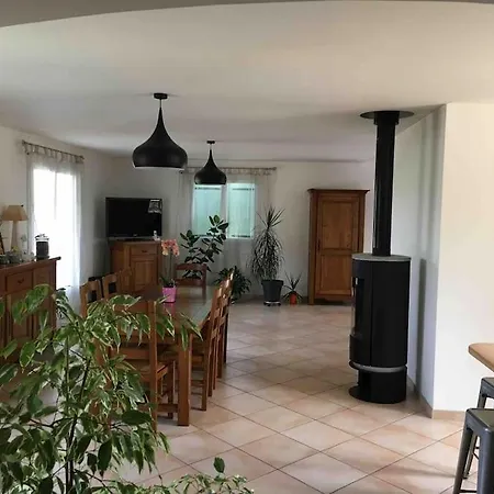 Villa Maison Avec Piscine A La Campagne Saint-Gery (Dordogne)
